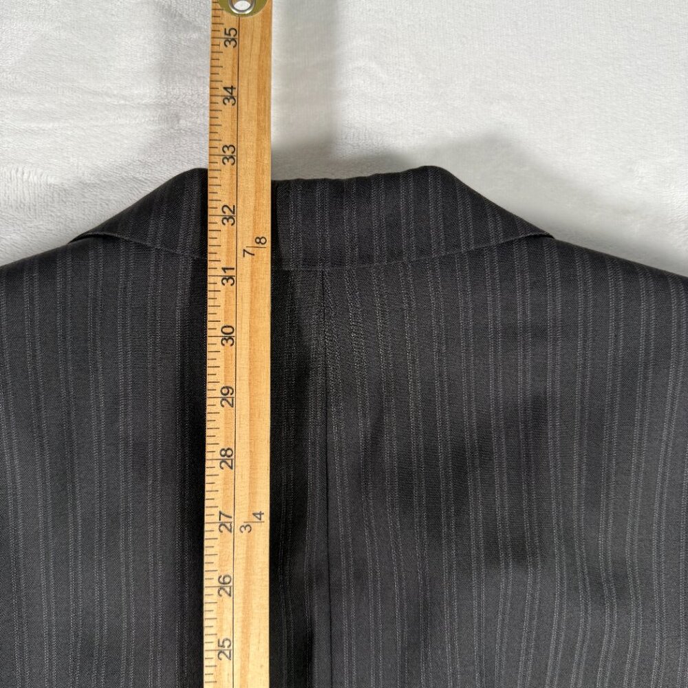 Hugo Boss Blazer Men Size 44R Gray Striped Colombo Pasolini Movie US 100% Wool - Picture 14 of 14